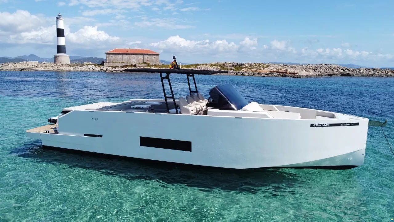 Prometheus De Antonio D42 anchored off the Formentera lighthouse