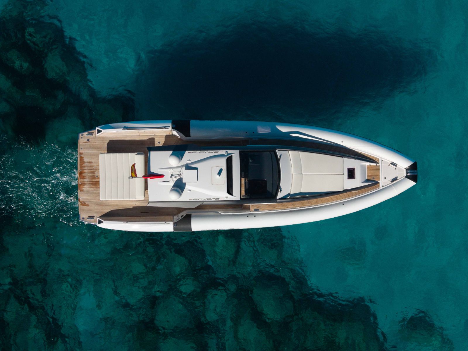Breeze yacht charter Ibiza